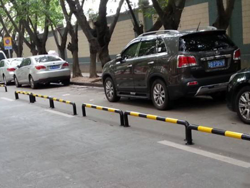 停車(chē)場(chǎng)防撞桿