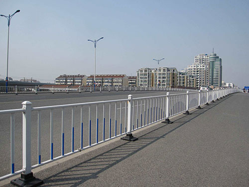 道路鋅鋼護欄圖片2