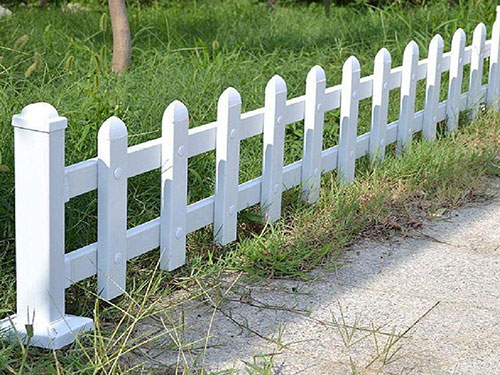 pvc草坪護欄圖片1